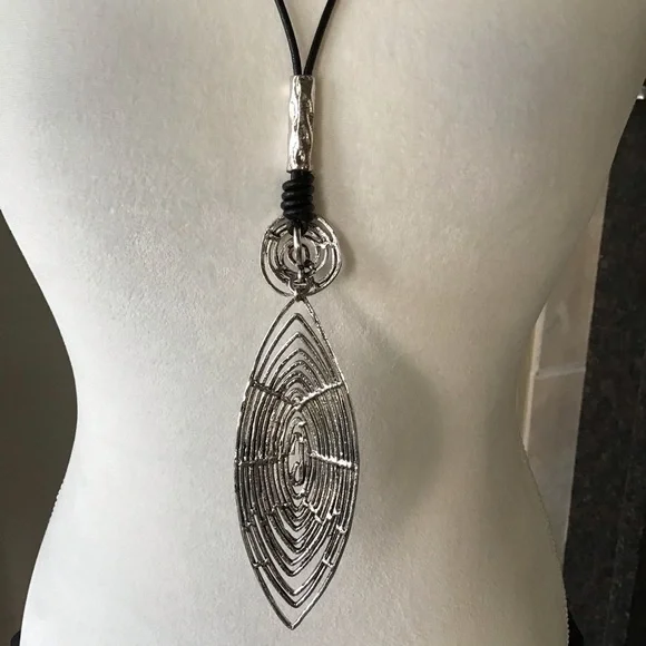 Tribal Shield Pendant Statement Necklace Silver Tone Wire 30” Black Wax Cord NEW - Picture 6 of 9